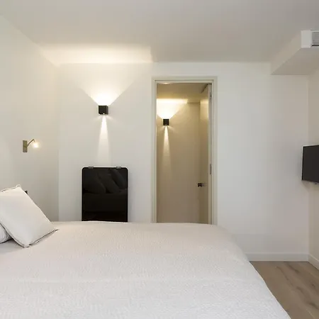 포슈 트리옹프 *