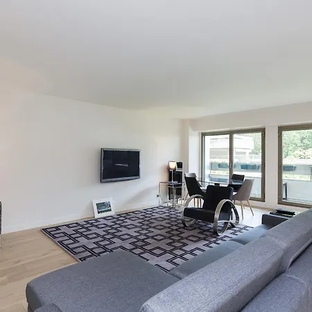 포슈 트리옹프 * 파리