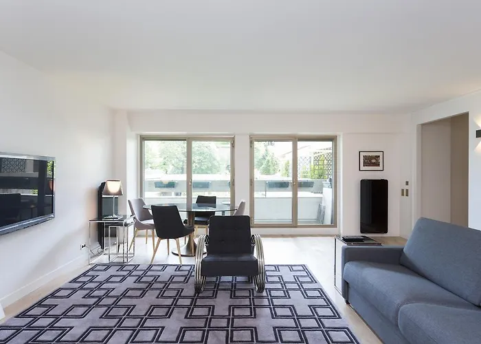 Apartment Foch Triomphe